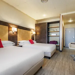 **** Otel Jr Amadeus İtalya