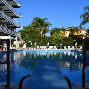 Wave Hotel Acireale